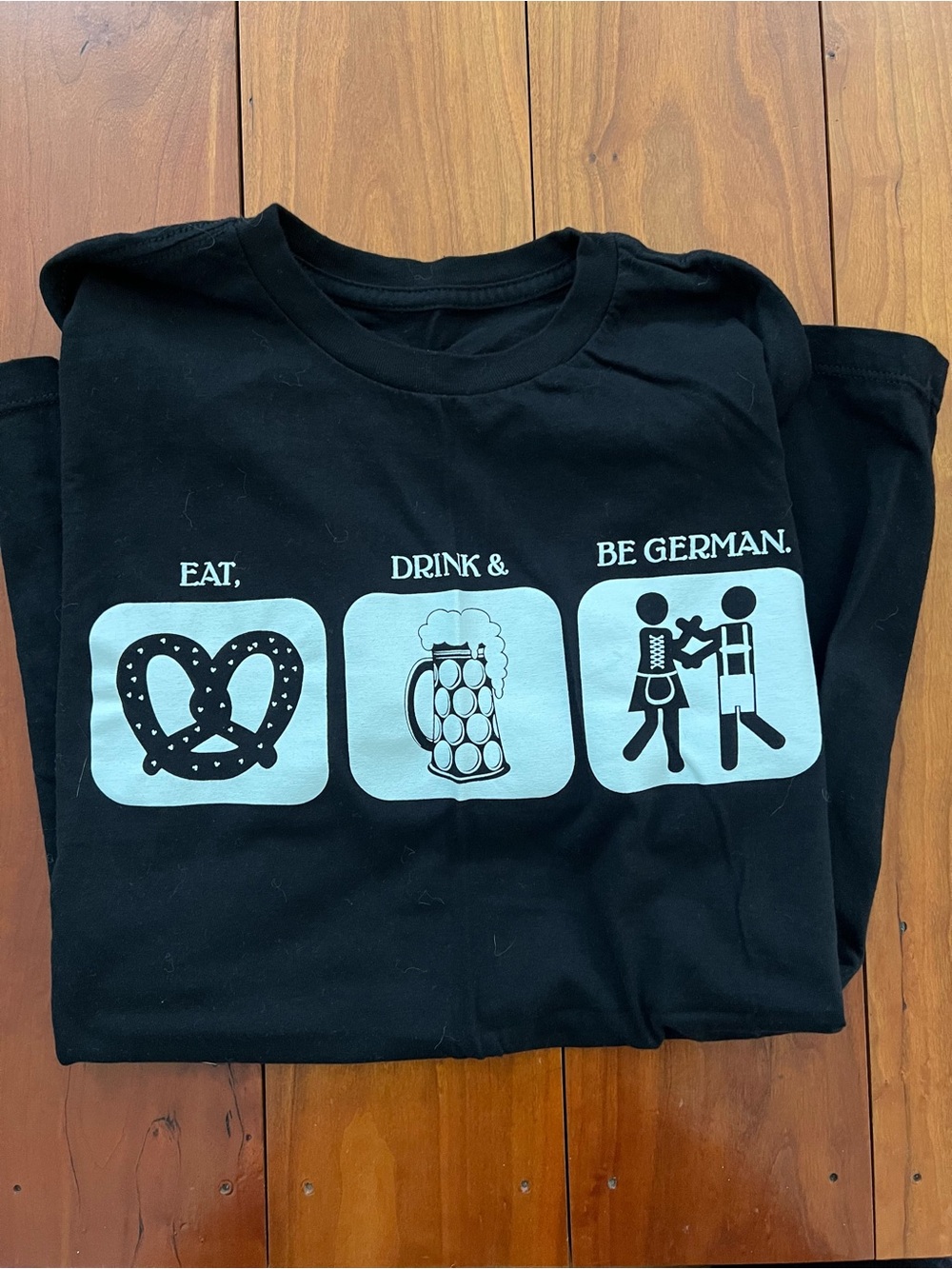 EPCOT Eat, Drink & Be German Graphic Tee - Black—like new!